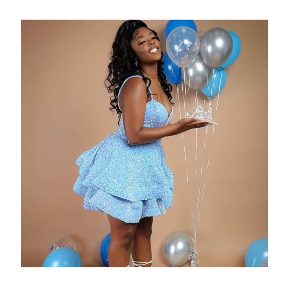 Womens’s Sequin Short Prom Dress with Spaghetti Straps - Picture 6 of 7